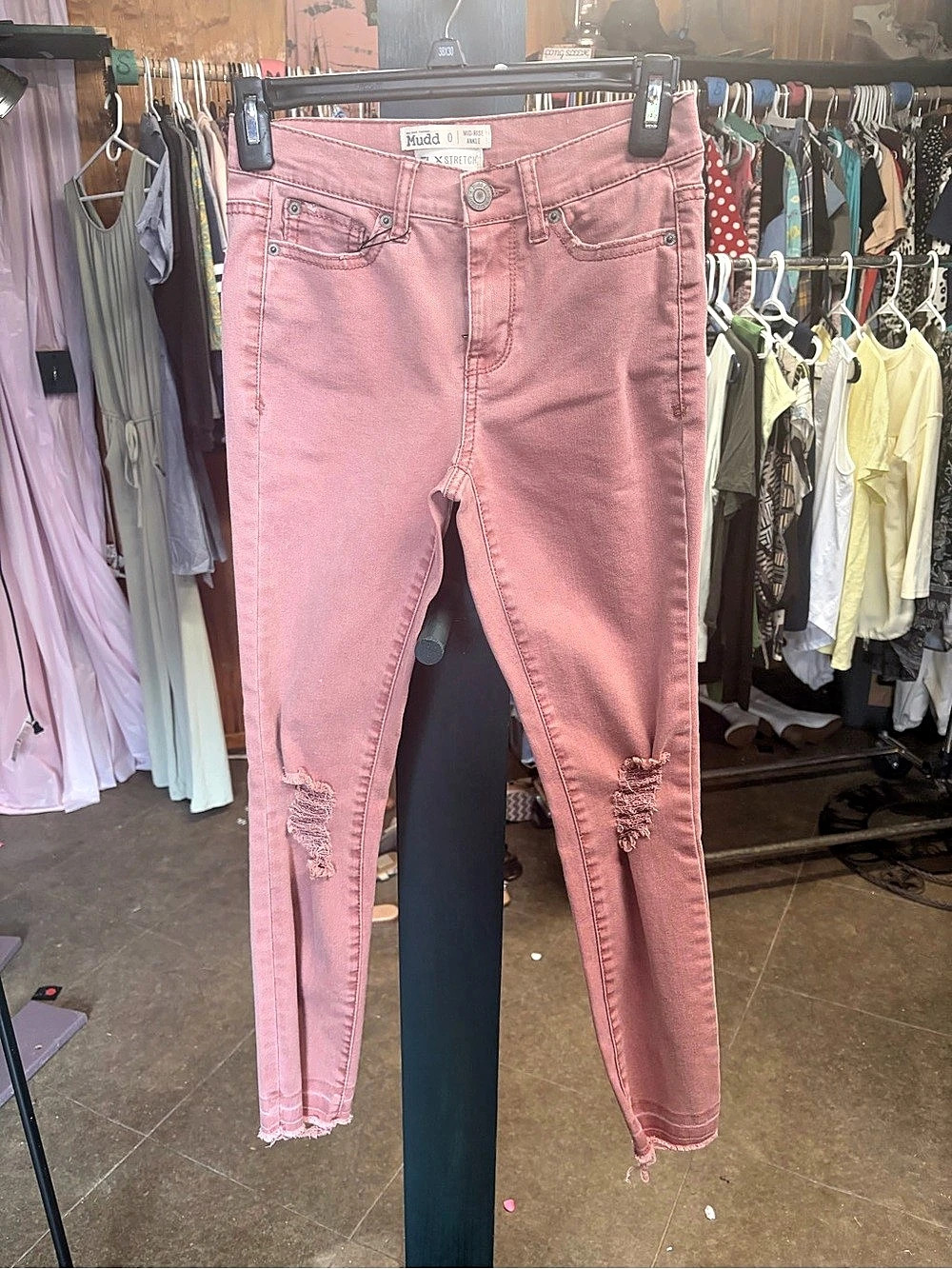 Mudd FLX Stretch Mid-Rise Ankle Skinny Jeans Skinny Jeans in Pink Waist 30